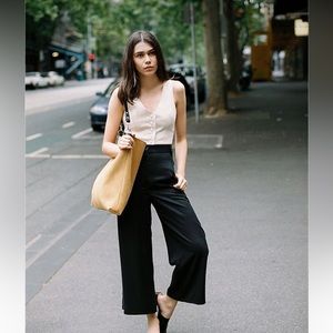 ⚡️NWT⚡️ Caves Collect Marvin Oat Linen Vest, AU size 10 - runs small